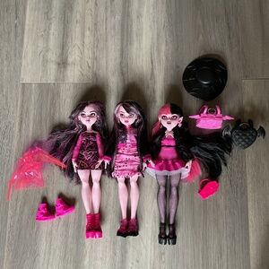 Monster High G3 Lot of Draculaura Dolls